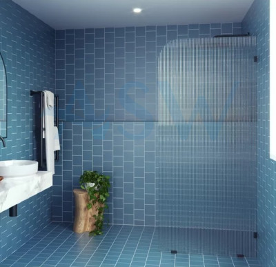 Ultra Clear Screen Fluted Glass 2050H with Left Radius Corner 200mm